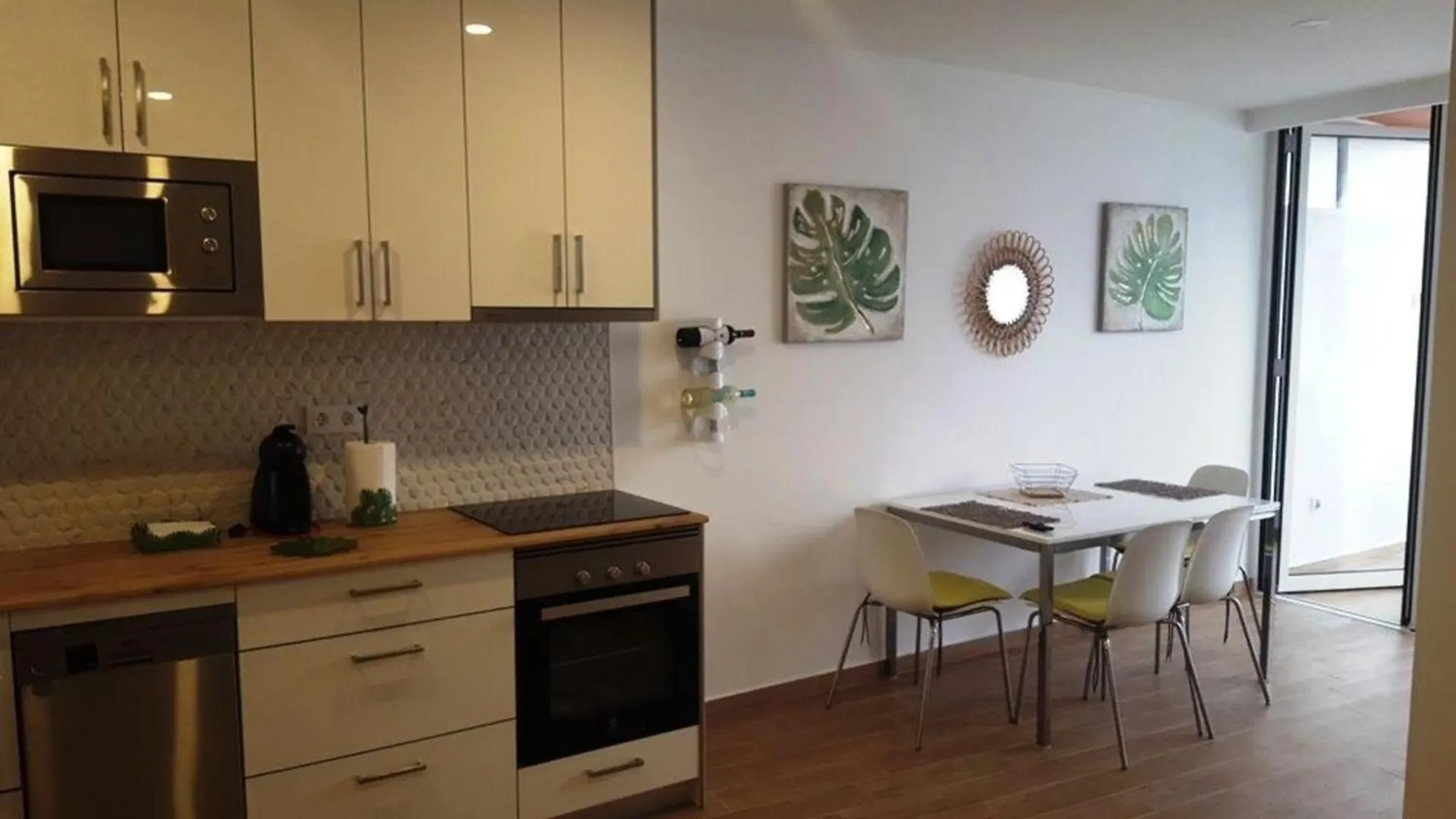 Ferienwohnung Fuer 3 Personen Ca 45 M In Los Cristianos, Teneriffa Westkueste Von Teneriffa Los Cristianos  0*, Los Cristianos (Tenerife) Spain